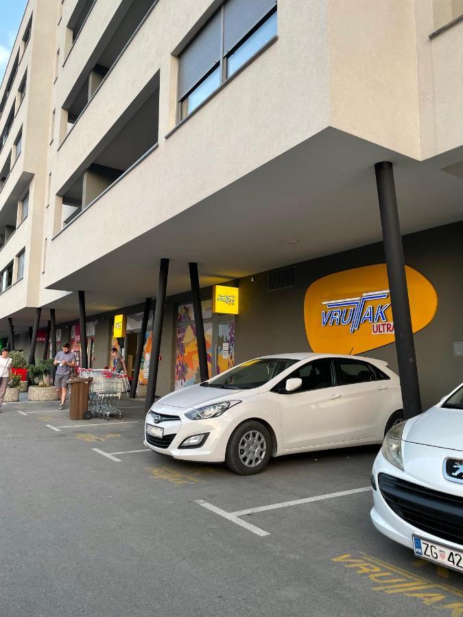 זאגרב Apartman Welcome To Tresnjevka מראה חיצוני תמונה