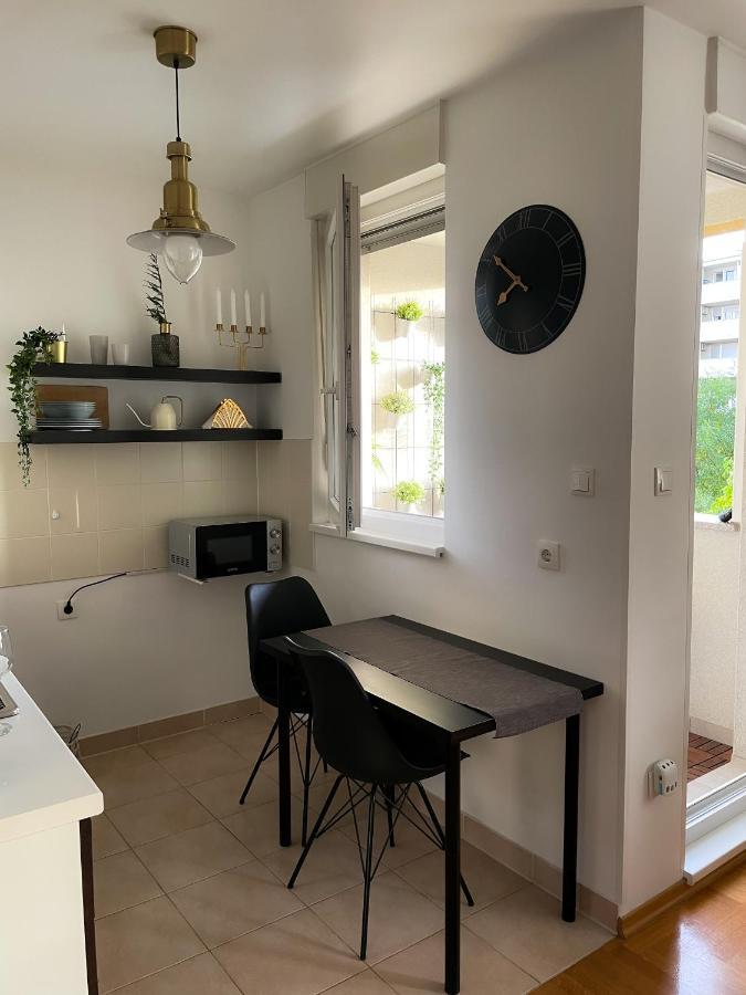 זאגרב Apartman Welcome To Tresnjevka מראה חיצוני תמונה