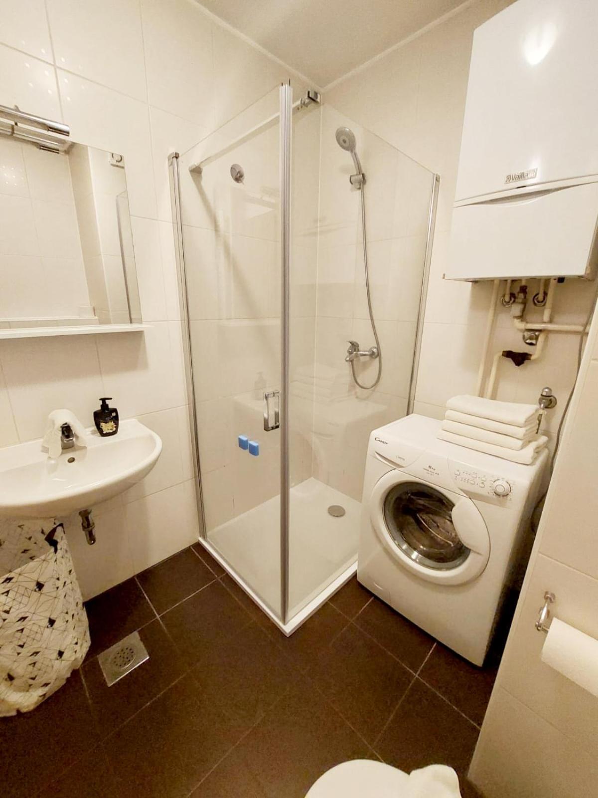 זאגרב Apartman Welcome To Tresnjevka מראה חיצוני תמונה